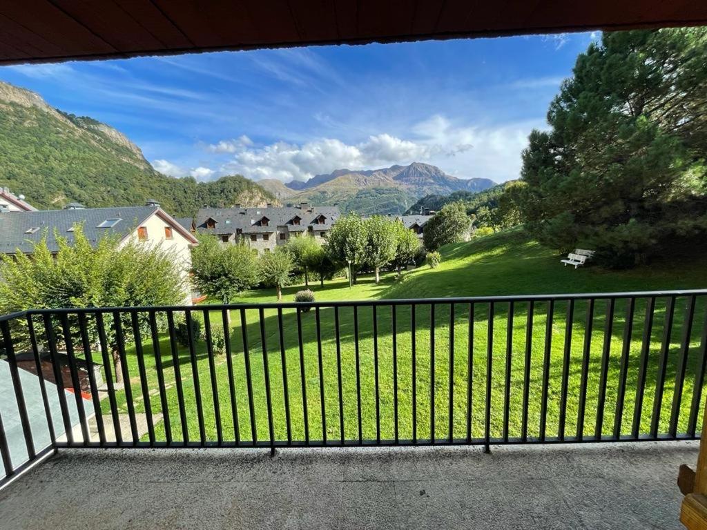 Apartamento Con Espectacular Terraza Escarrilla Extérieur photo